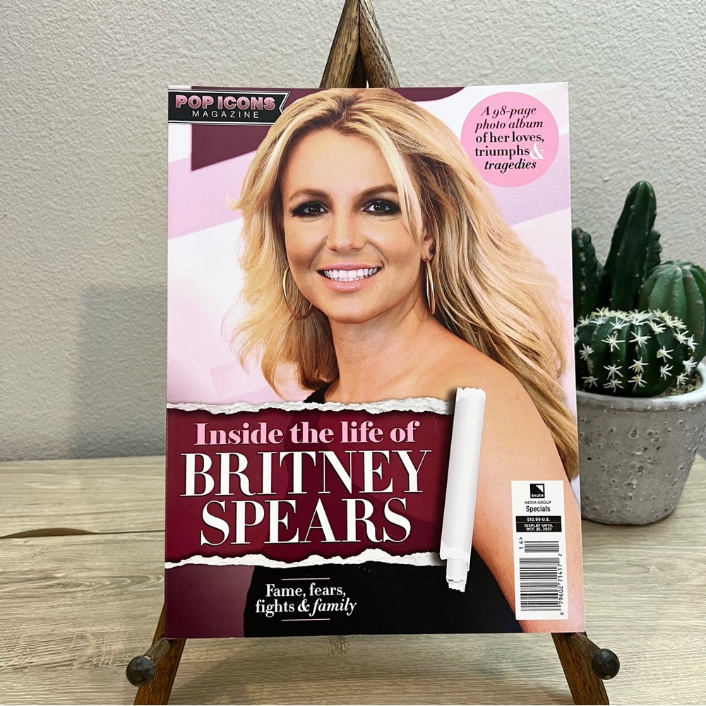 Britney Spears Pop Icons Magazine 2021 Special Edition New Collector Issue
